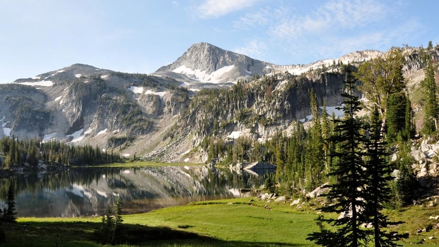 Sacajawea Peak in Oregon, an ultra-prominent peak with 6,392 ft of prominence